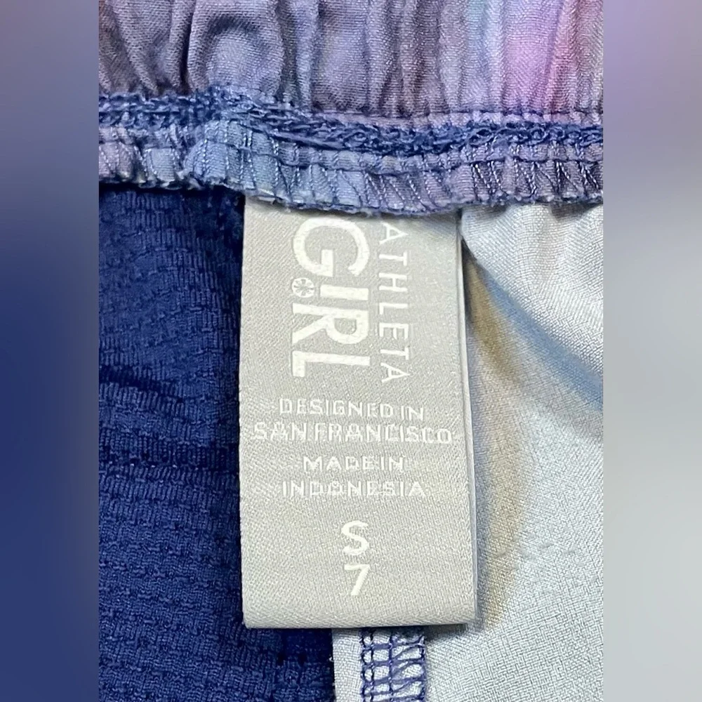 Girls Size 7. Athleta Brand Athletic Shorts. Galaxy Print. Euc - Picture 5 of 5
